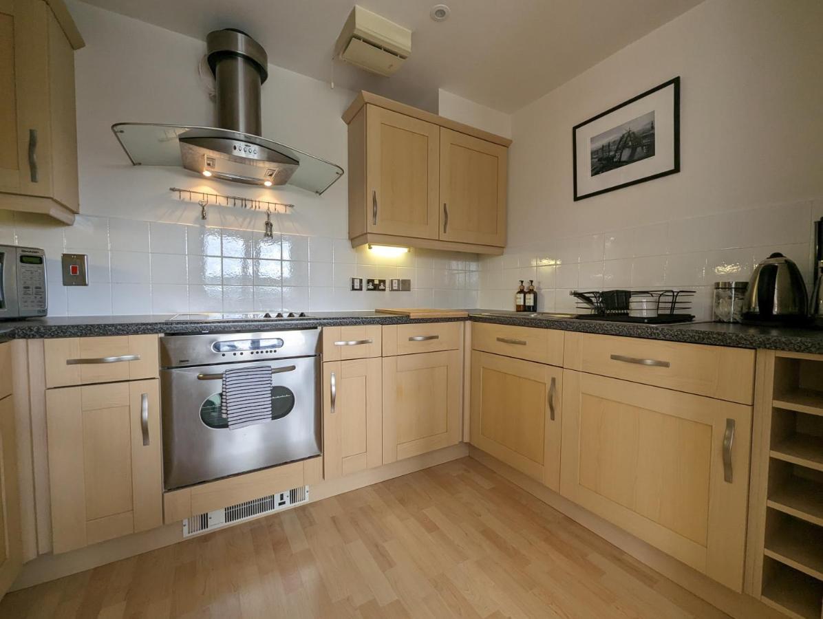 Quayside Apartment With Riverside Views & Parking Newcastle upon Tyne Eksteriør bilde